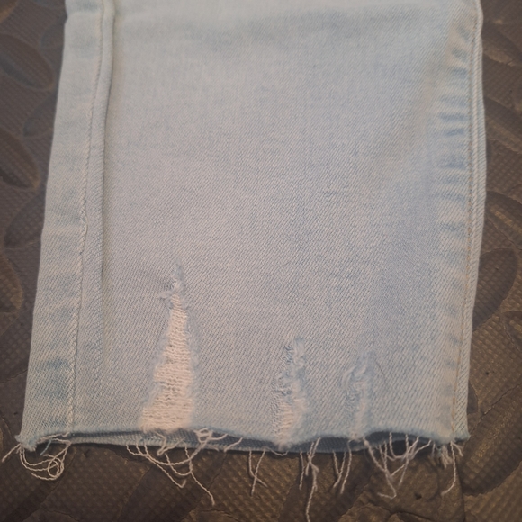 Old Navy Light Blue Distressed Skinny Jeans - Picture 7 of 12